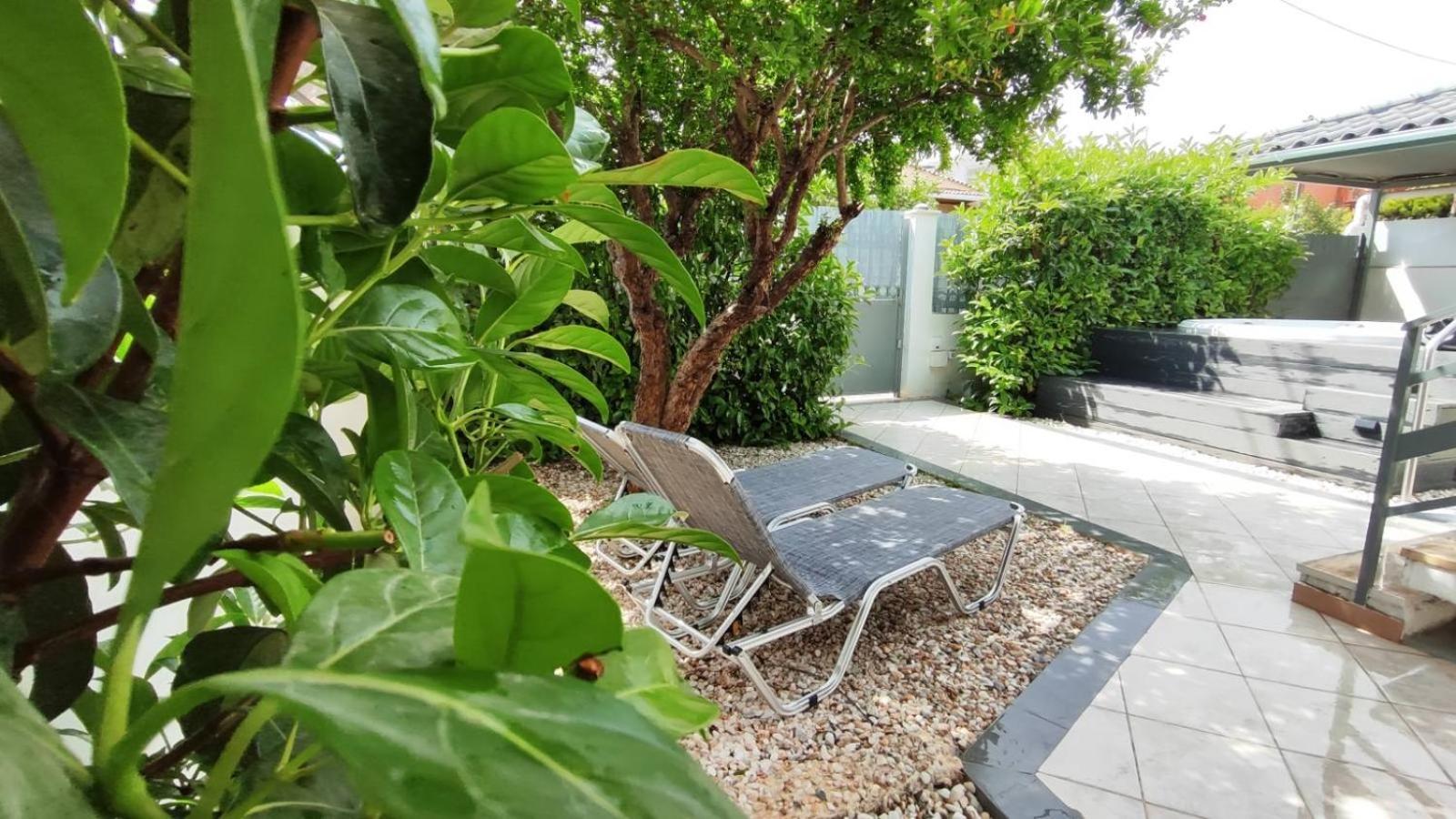 Seaside House In Nea Makri Villa Екстериор снимка